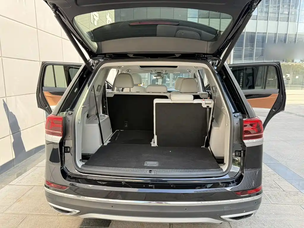 Volkswagen Teramont — миниатюра 5