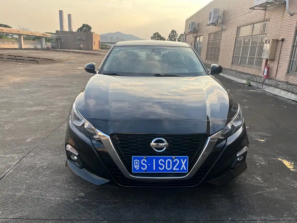 Nissan Teana — миниатюра 2