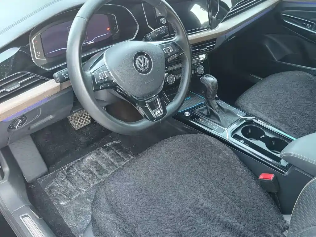 Volkswagen Passat — миниатюра 4