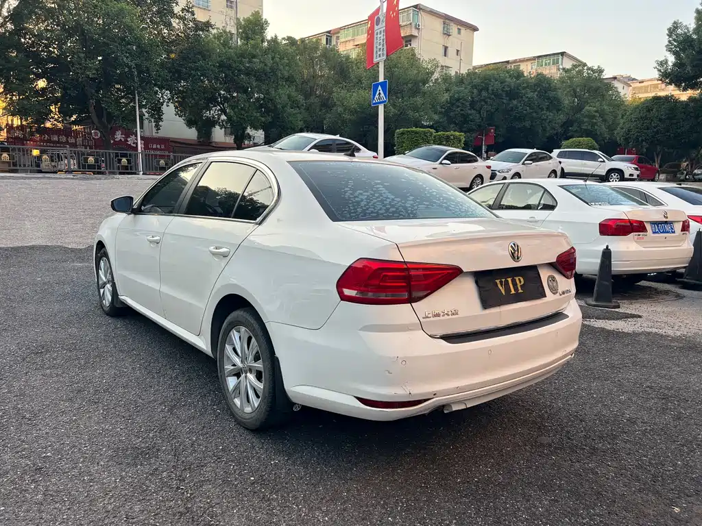 Volkswagen Lavida — миниатюра 7