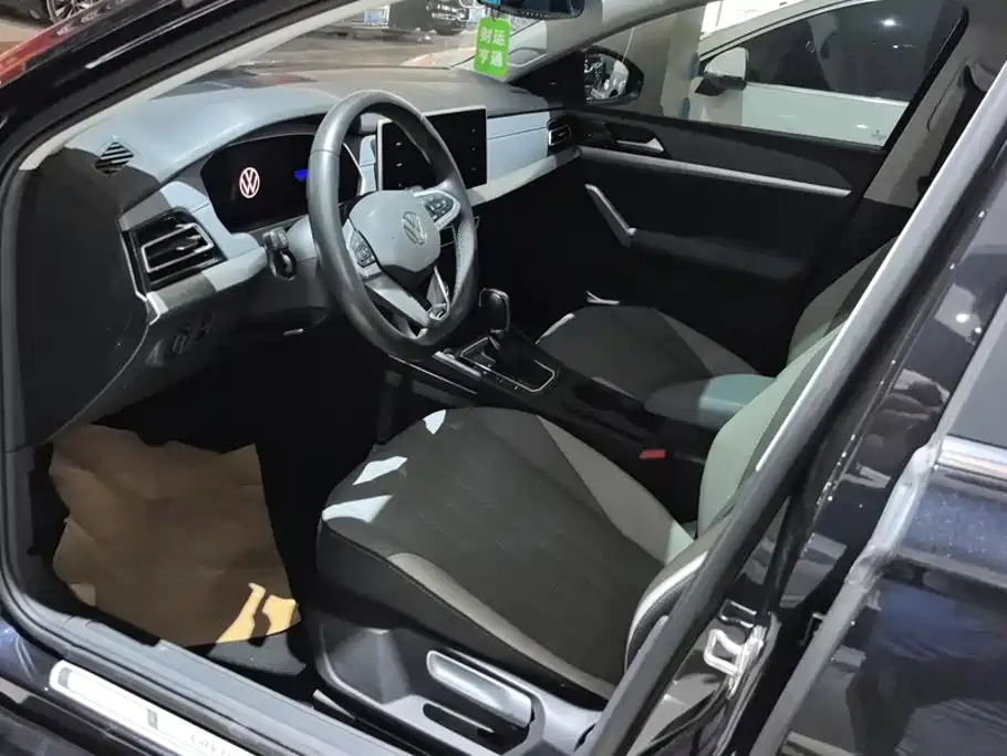 Volkswagen Lavida — миниатюра 9