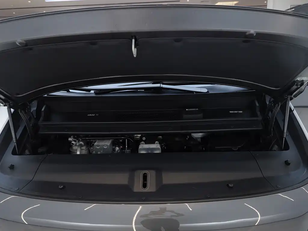 Li Auto Li MEGA — миниатюра 18