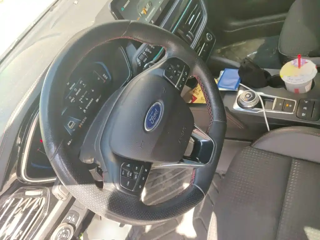 Ford Focus — миниатюра 3