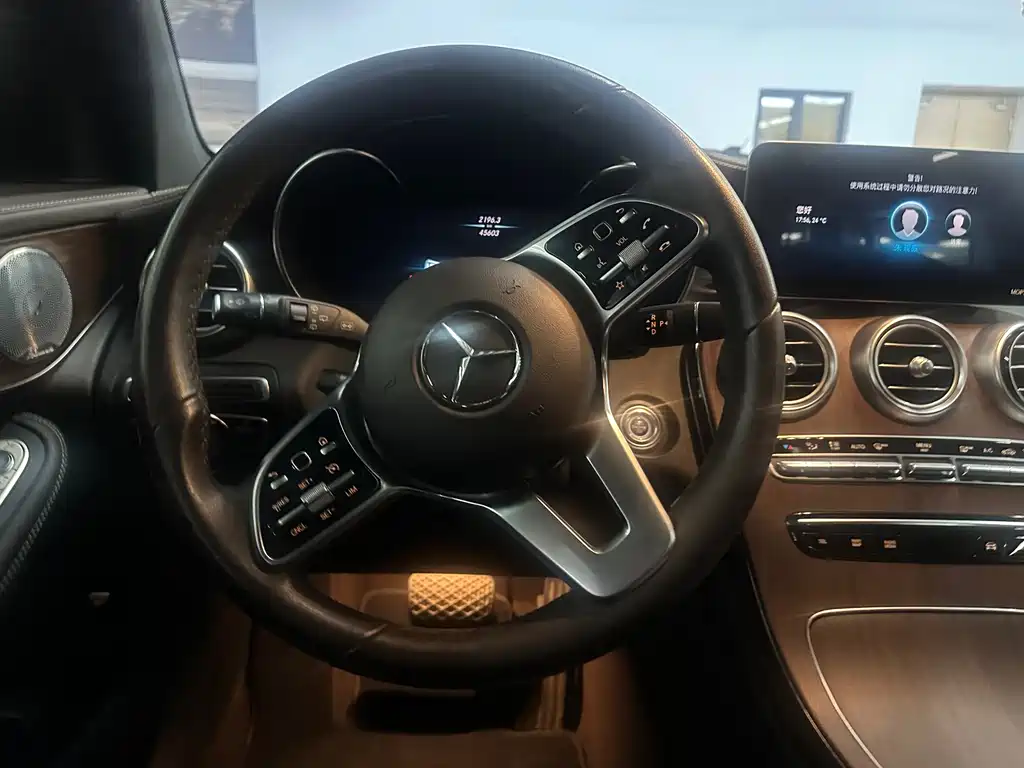 Mercedes-Benz GLC — миниатюра 6