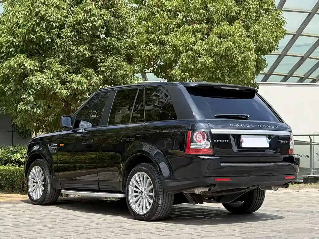 Land Rover Sport — миниатюра 9