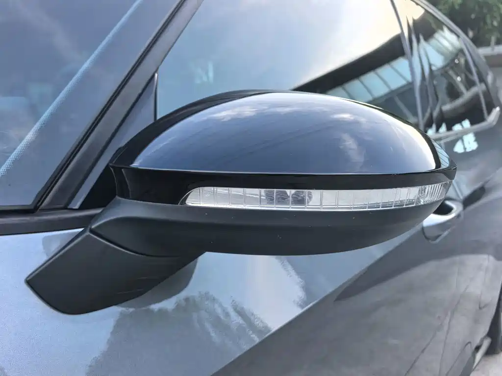 Volkswagen ID.3 — миниатюра 21