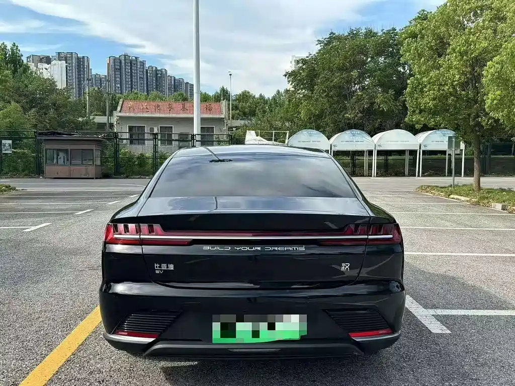 BYD Han 2023 EV Champion 605KM Luxury