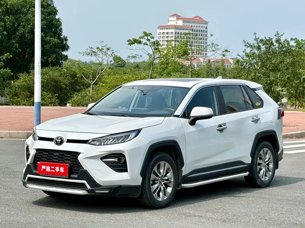 Купить Toyota Wildlander