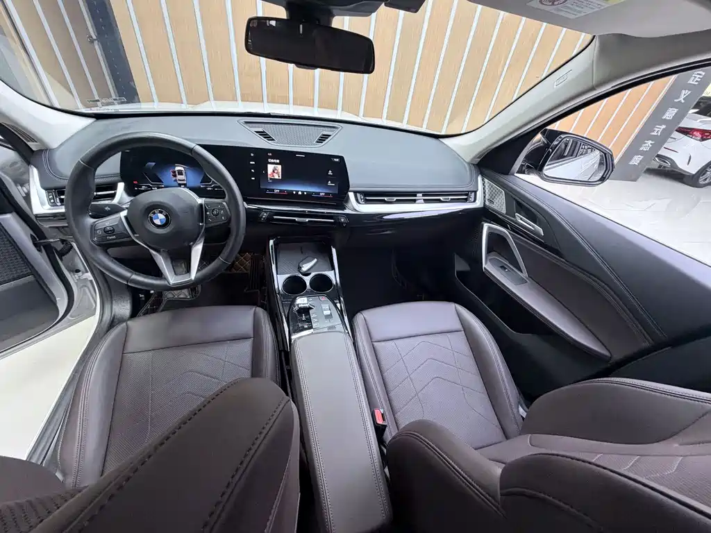 BMW X1 — миниатюра 10