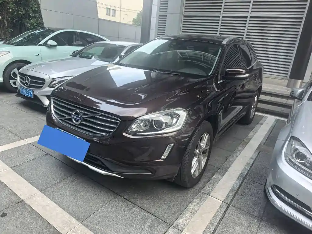 Купить Volvo XC60