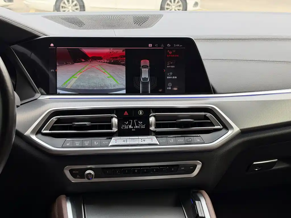 BMW X6 — миниатюра 17