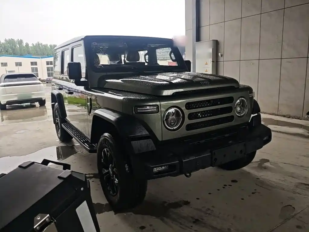 212 T01 2024 2.0T