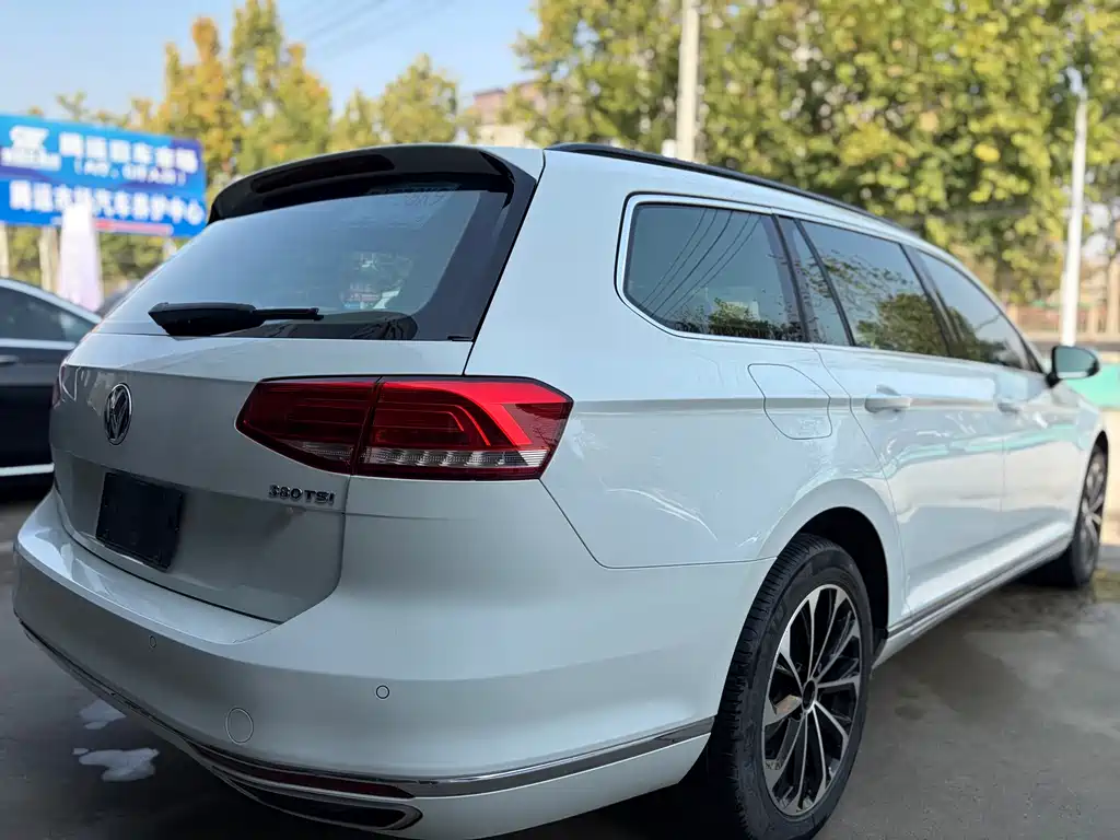 Volkswagen Viloran — миниатюра 10