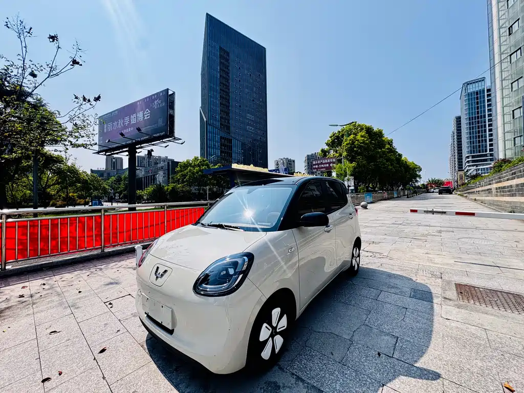 Wuling MINIEV 2025