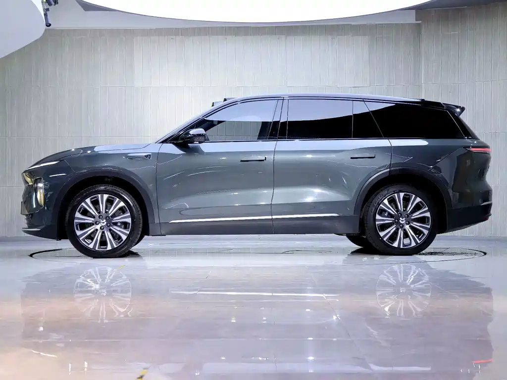 NIO ES8 — миниатюра 4