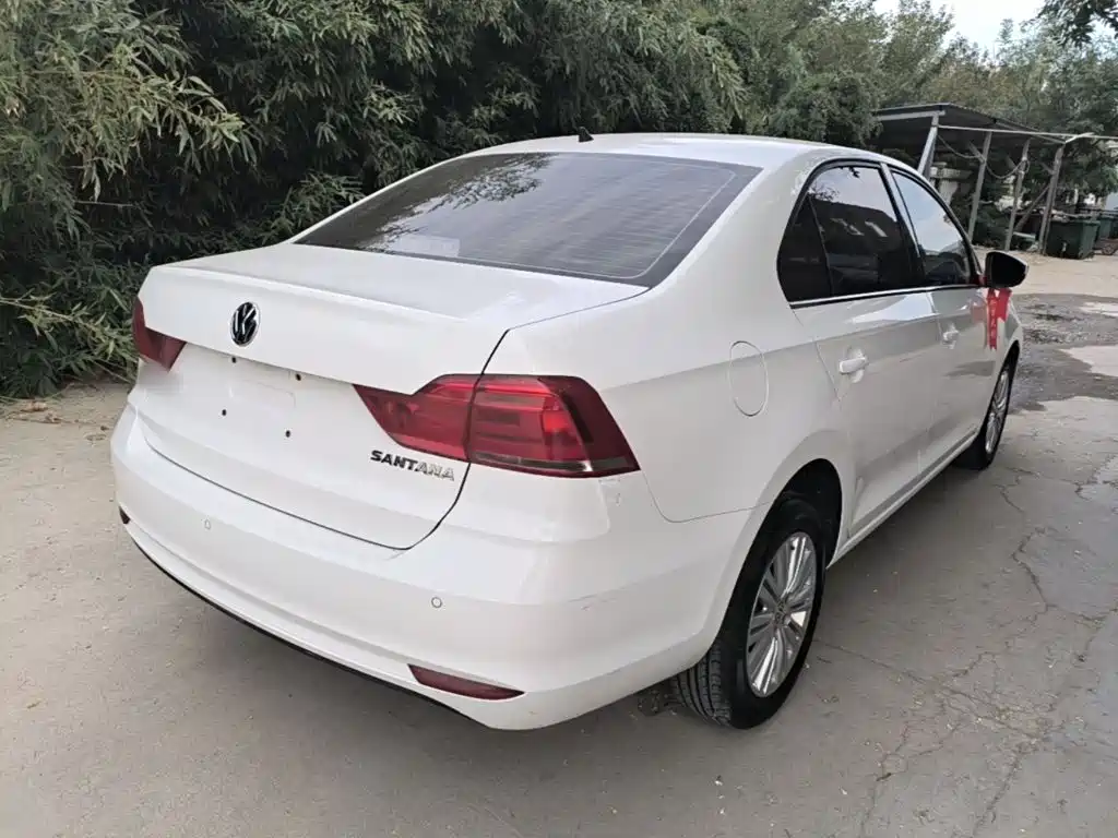 Volkswagen Santana — миниатюра 7
