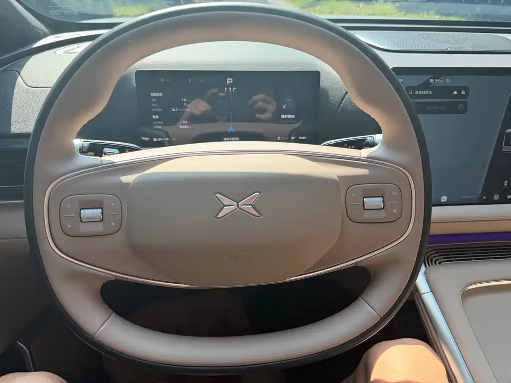 XPeng G9 — миниатюра 10