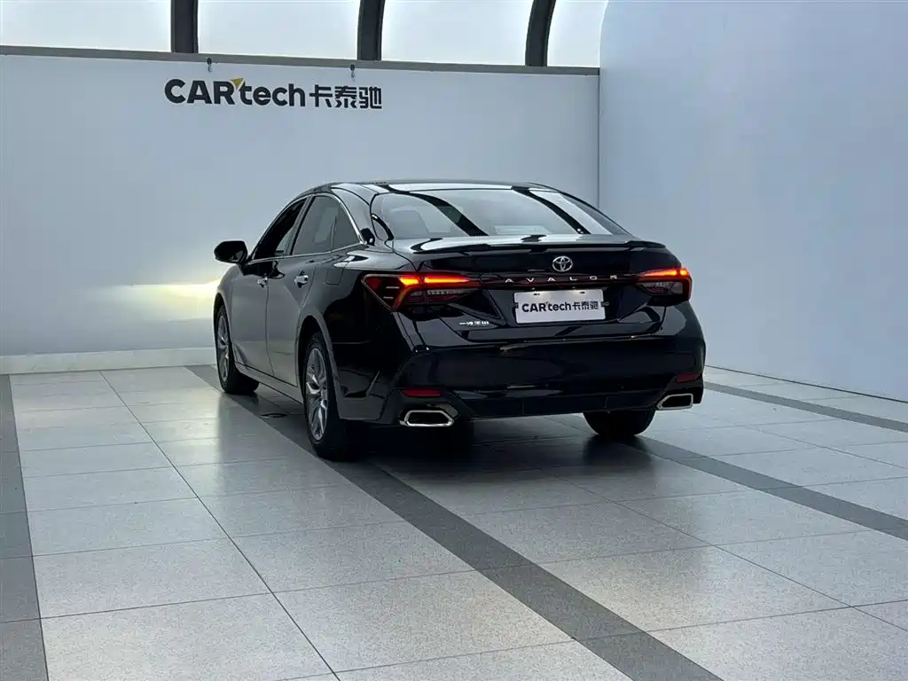 Toyota Avalon 2021 2.5L Luxury