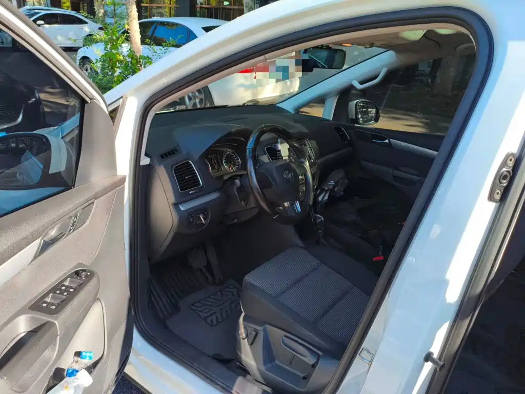 Volkswagen Sharan — миниатюра 12
