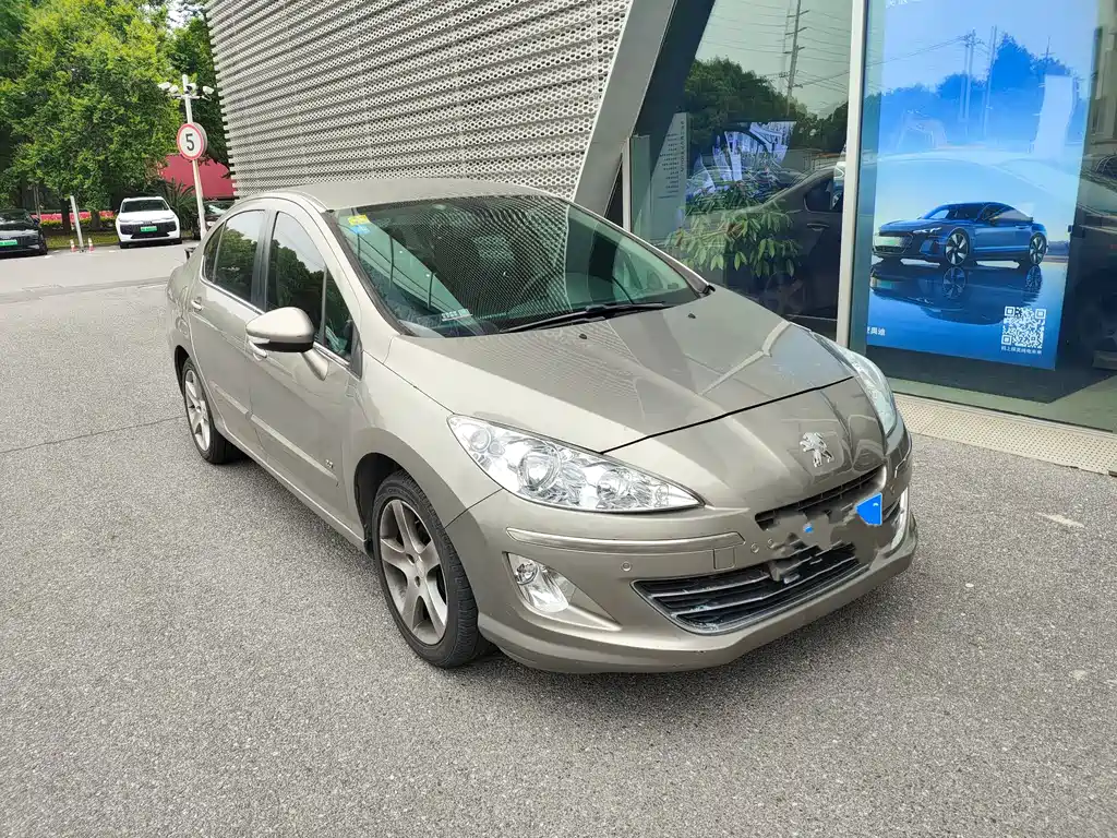 Купить Peugeot 408