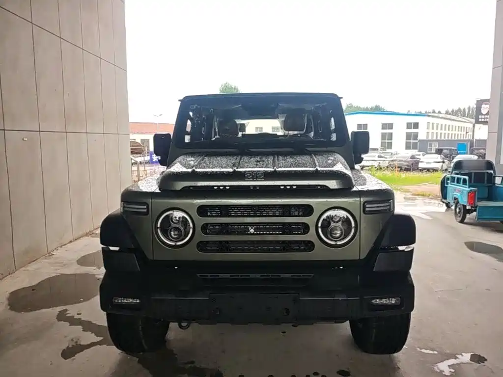 212 T01 2024 2.0T