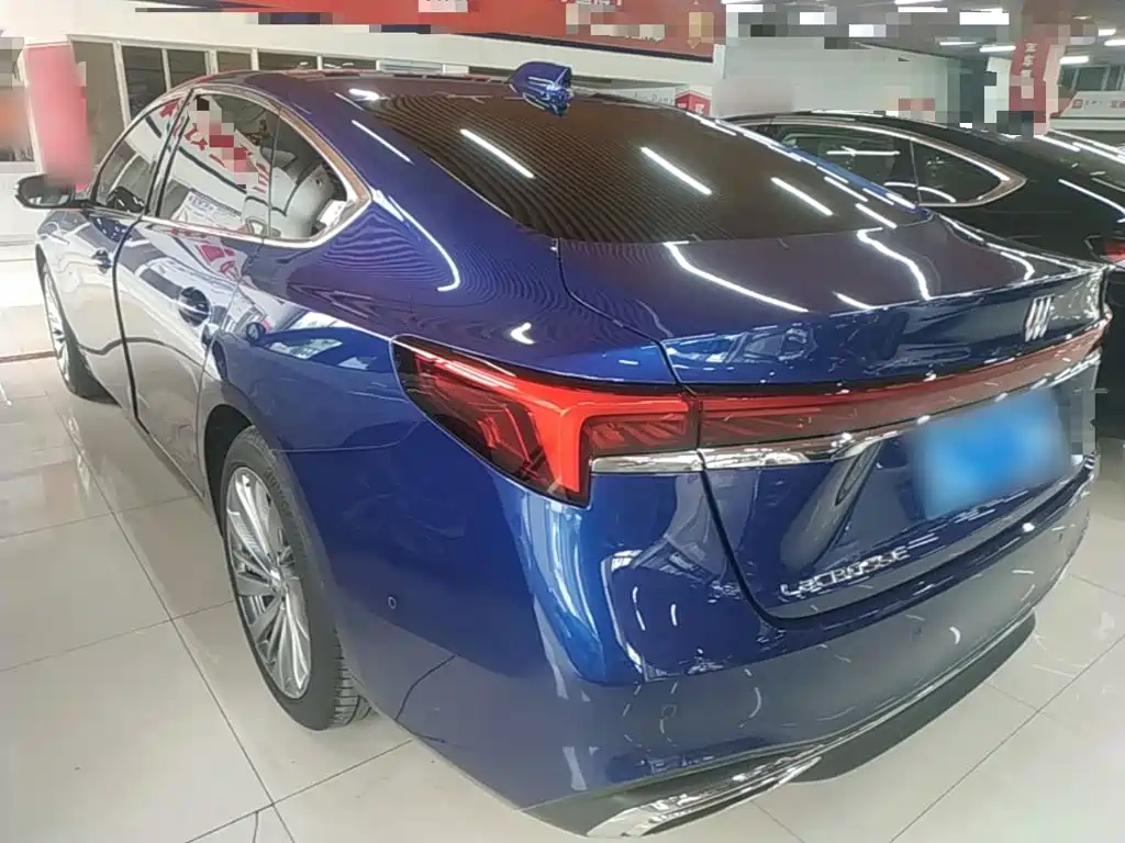 Buick LaCrosse — миниатюра 5