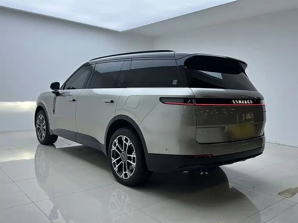 Lynk & Co 900 — миниатюра 9