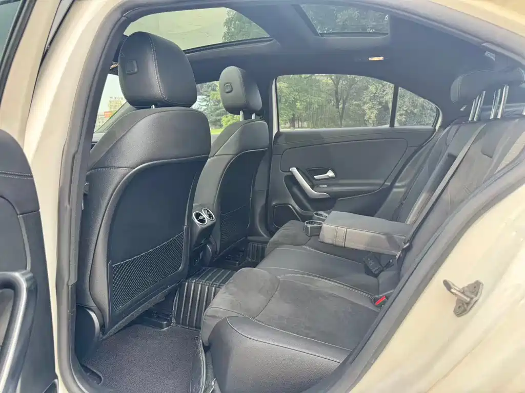 Mercedes-Benz A-Class — миниатюра 5