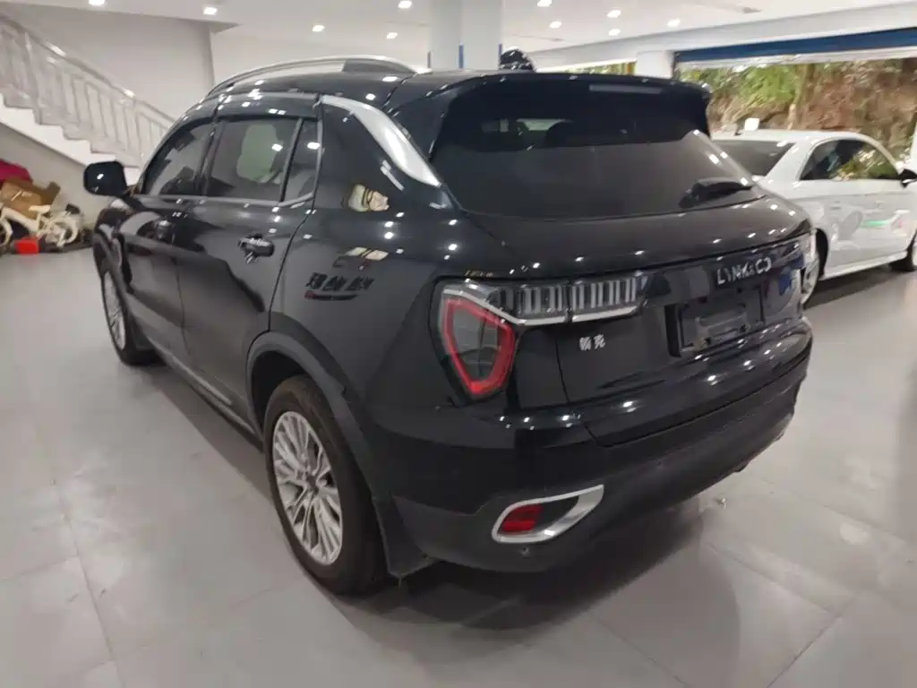 Lynk & Co 01 — миниатюра 5