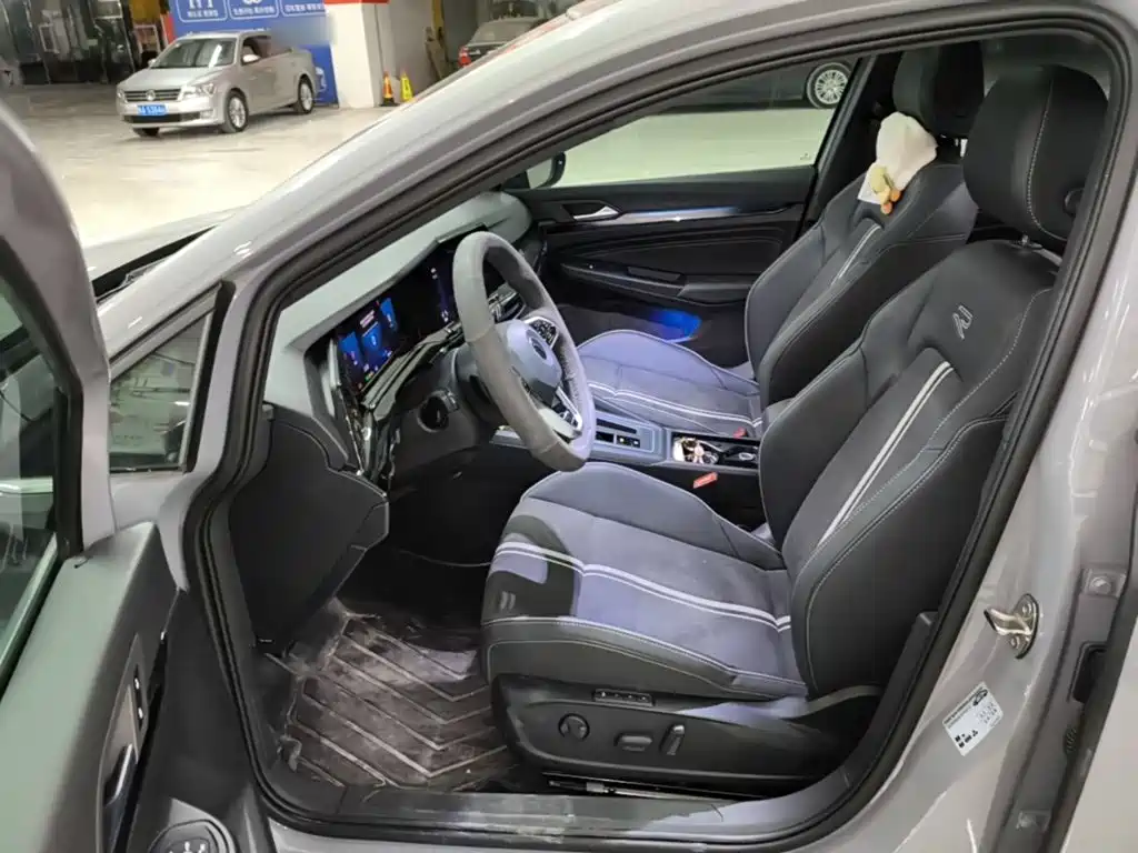 Volkswagen Golf — миниатюра 15