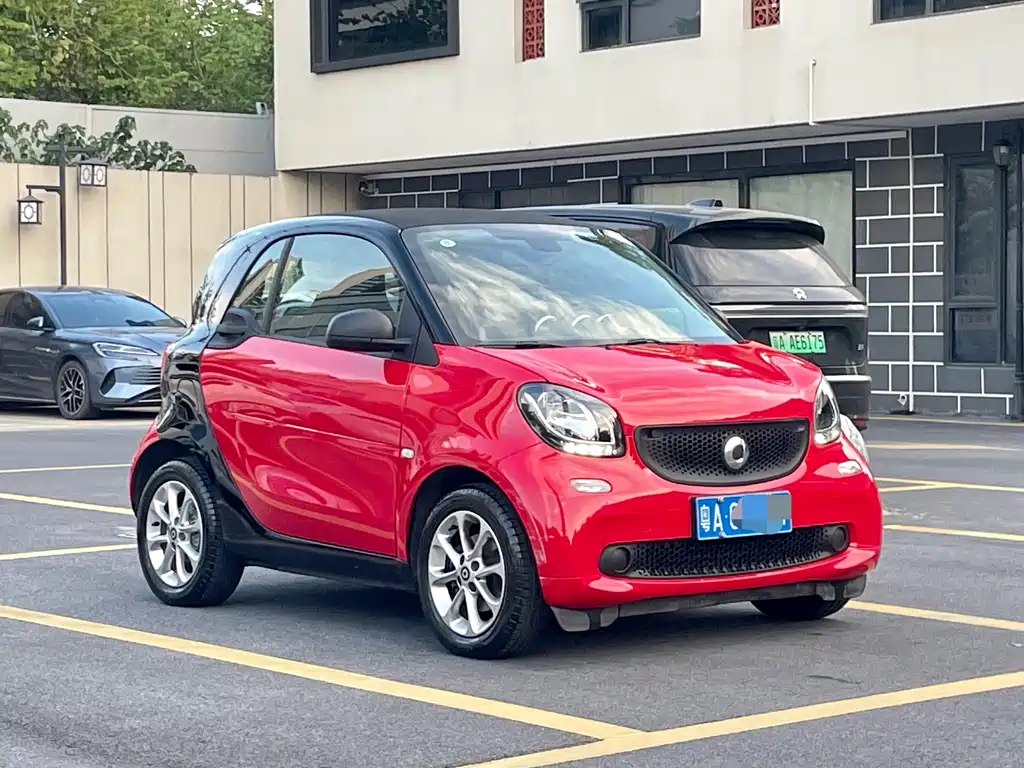 smart Smart Fortwo — миниатюра 3
