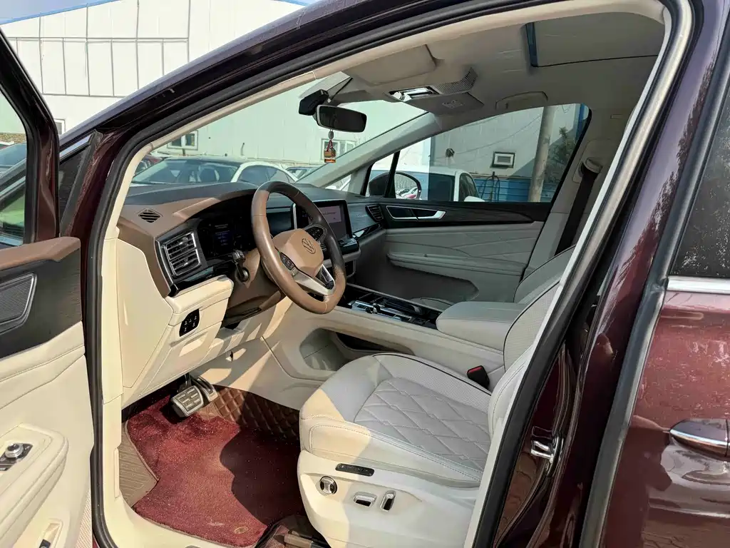 Volkswagen Viloran — миниатюра 7