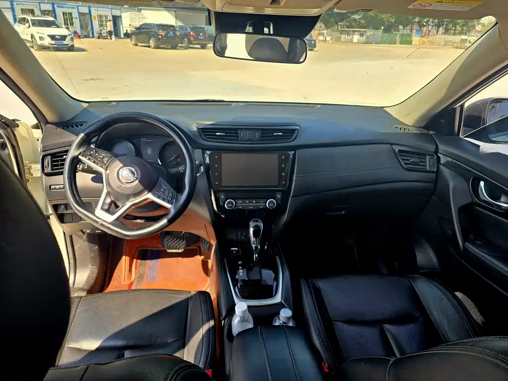 Nissan X-Trail — миниатюра 9