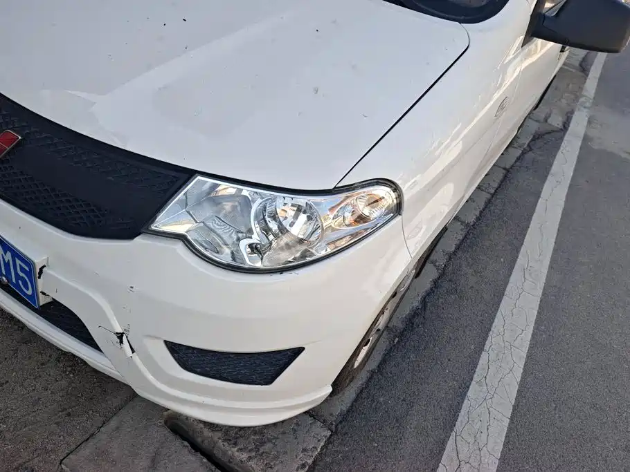 Wuling Hongguang — миниатюра 5