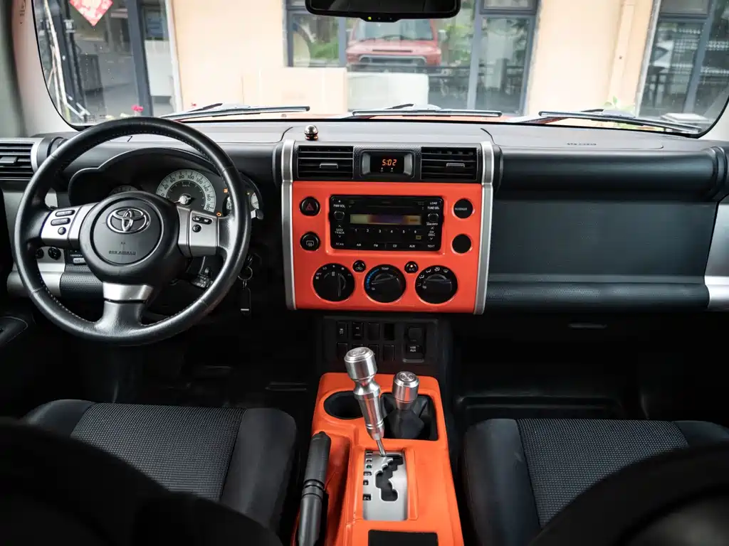 Toyota FJ Cruiser FJ 2013 4.0L