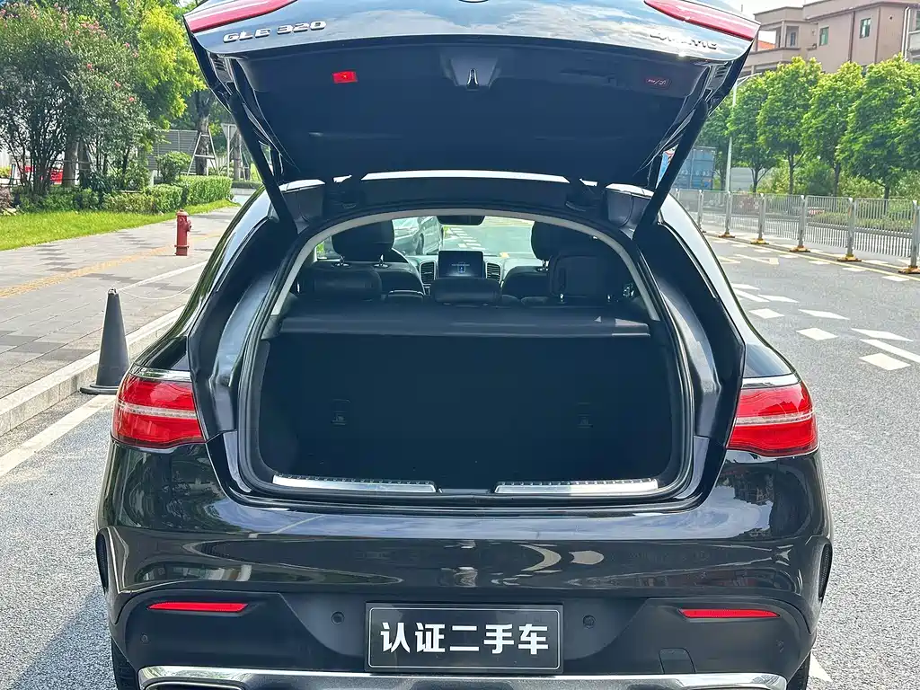Mercedes-Benz GLE Coupe — миниатюра 9