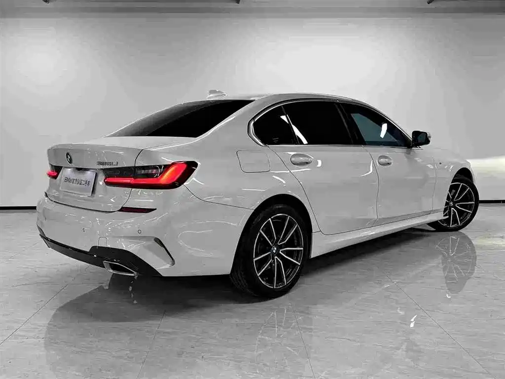 BMW 3 Series — миниатюра 4