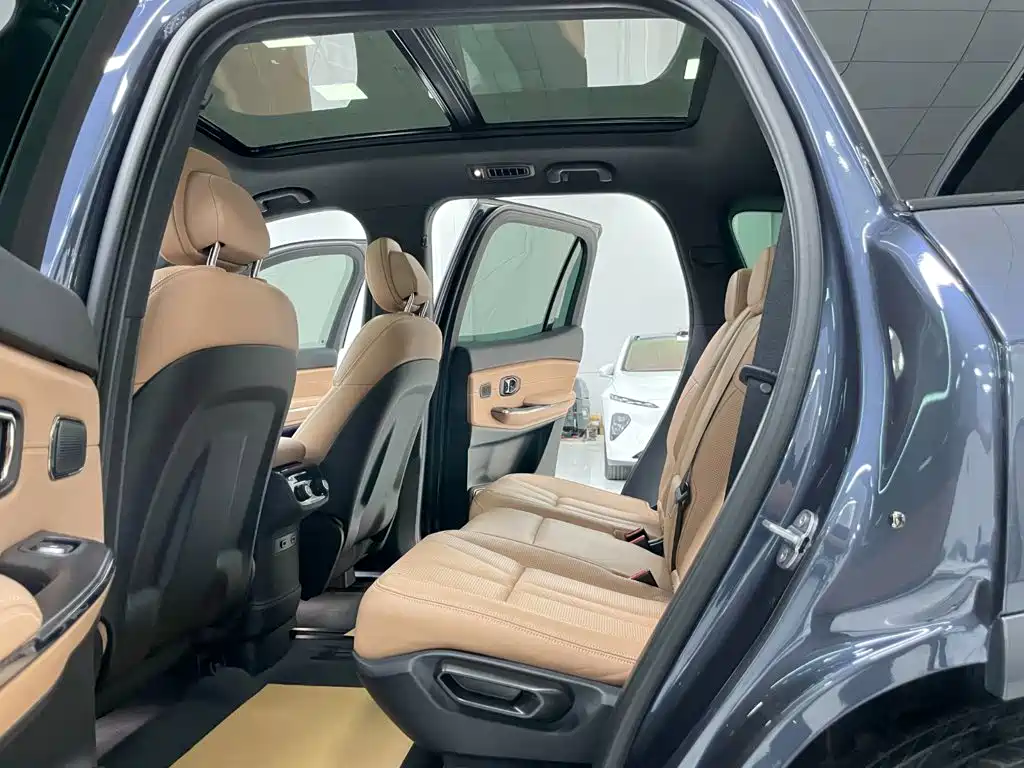 NIO ES8 — миниатюра 9