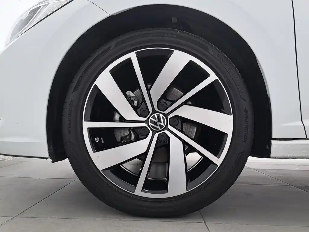 Volkswagen Sagitar — миниатюра 17