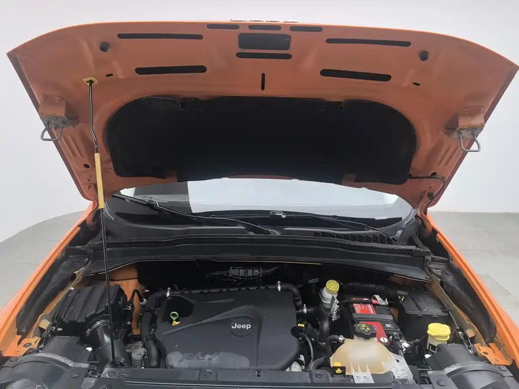 Jeep Renegade — миниатюра 6