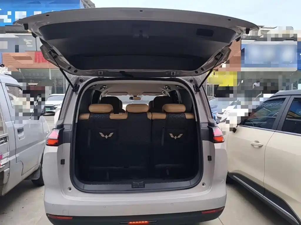 Wuling Xingguang 730 New Energy — миниатюра 19