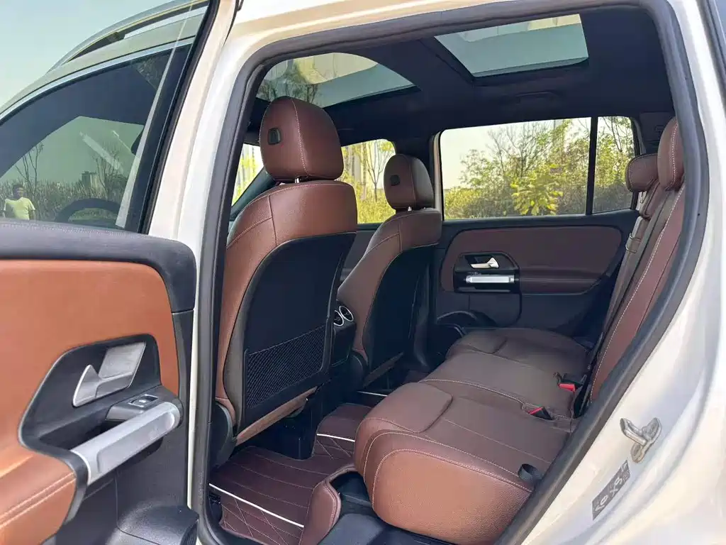 Mercedes-Benz GLB — миниатюра 5