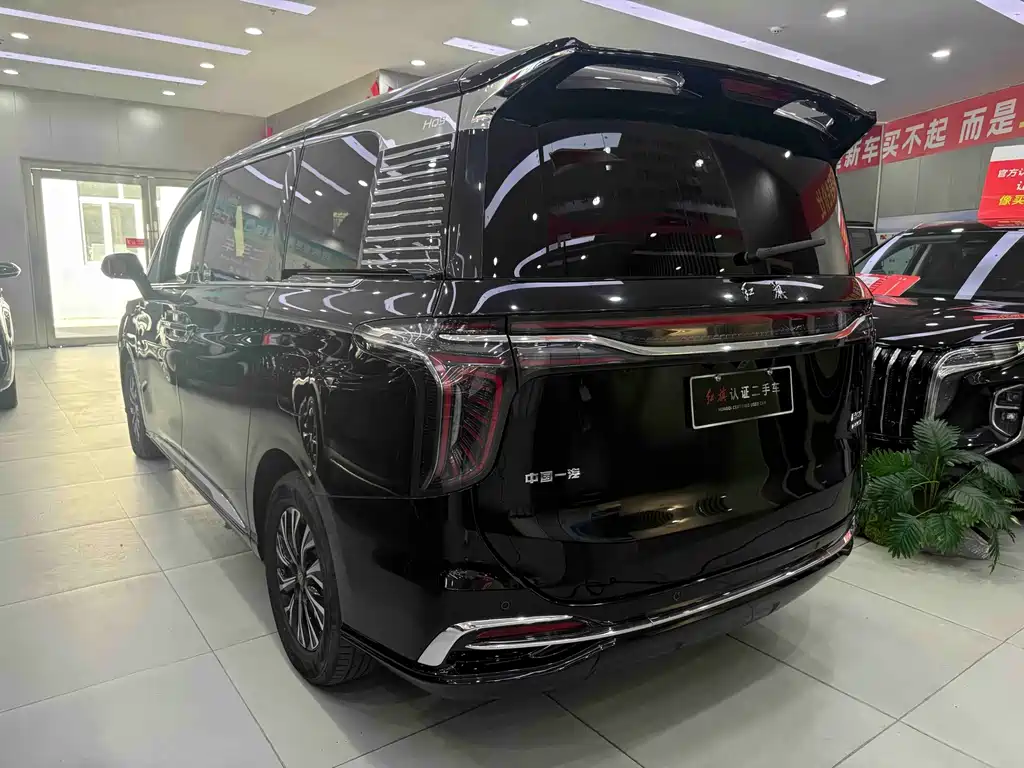 Hongqi Hongqi HQ9 PHEV — миниатюра 6