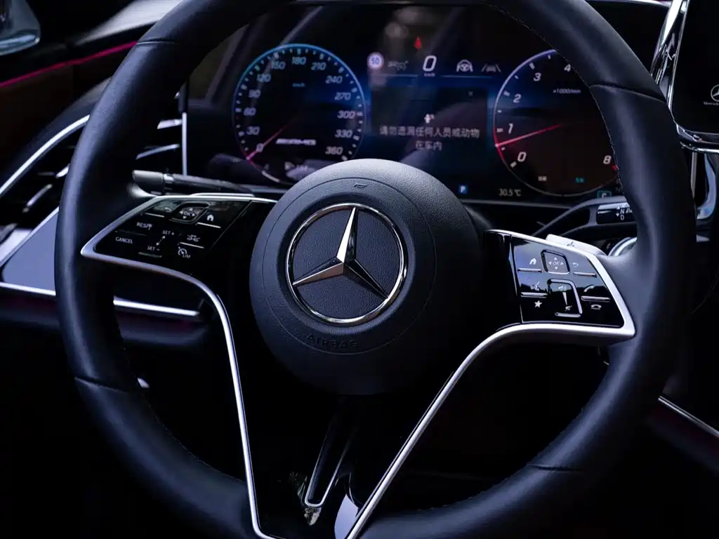 Mercedes-Benz E-Class E 2025 E 300 L Luxury