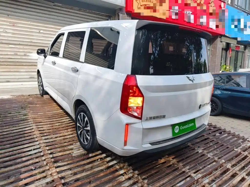 Wuling Hongguang PLUS — миниатюра 5