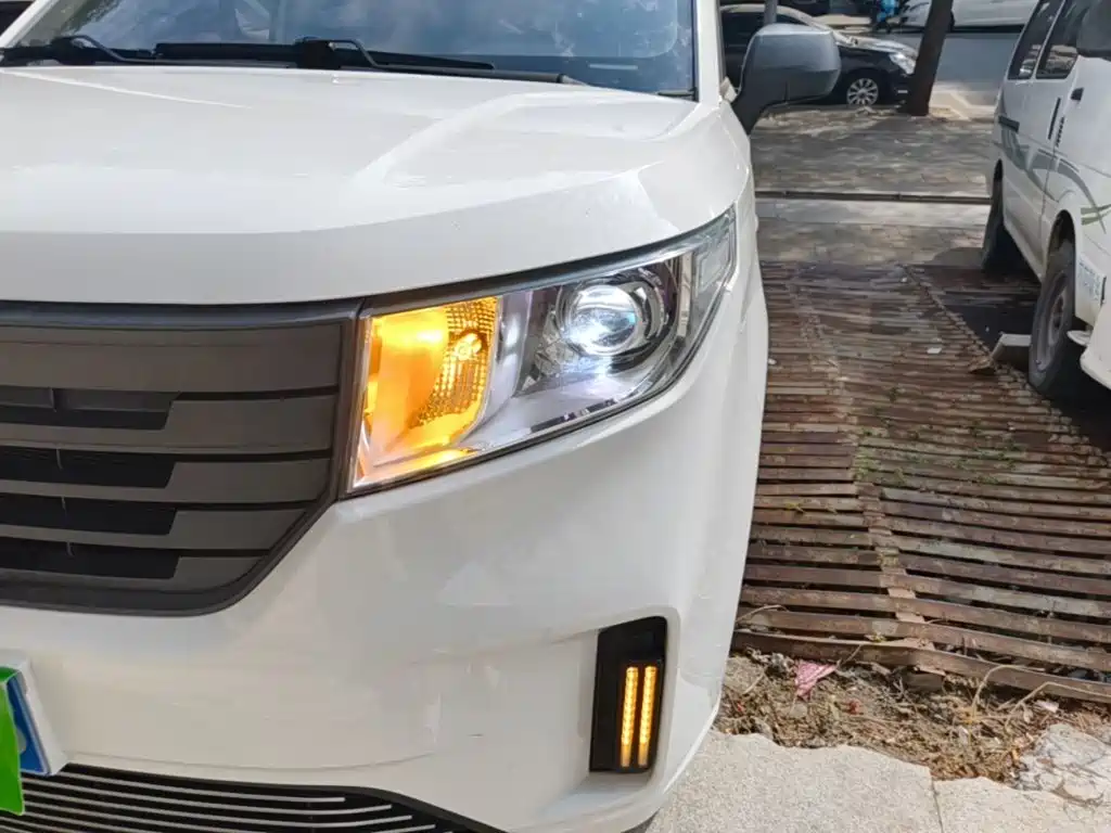 Wuling Hongguang PLUS — миниатюра 24