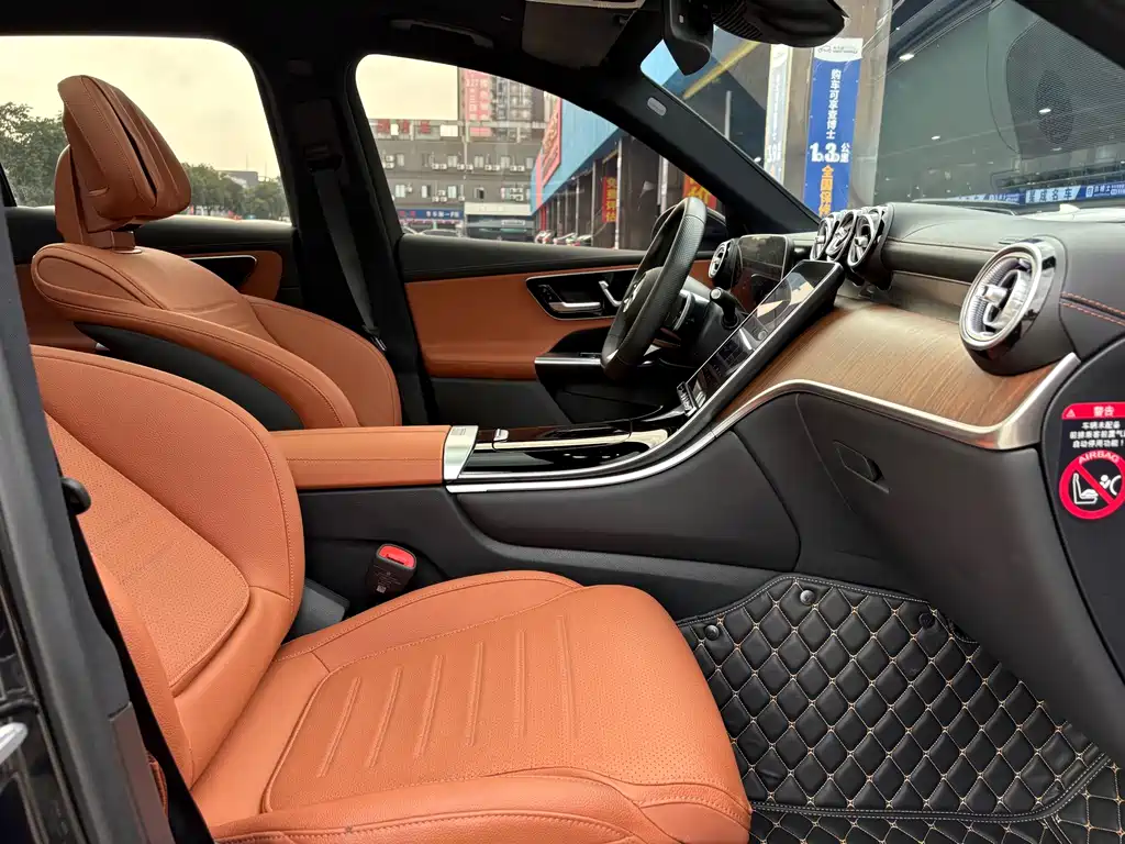 Mercedes-Benz GLC — миниатюра 12