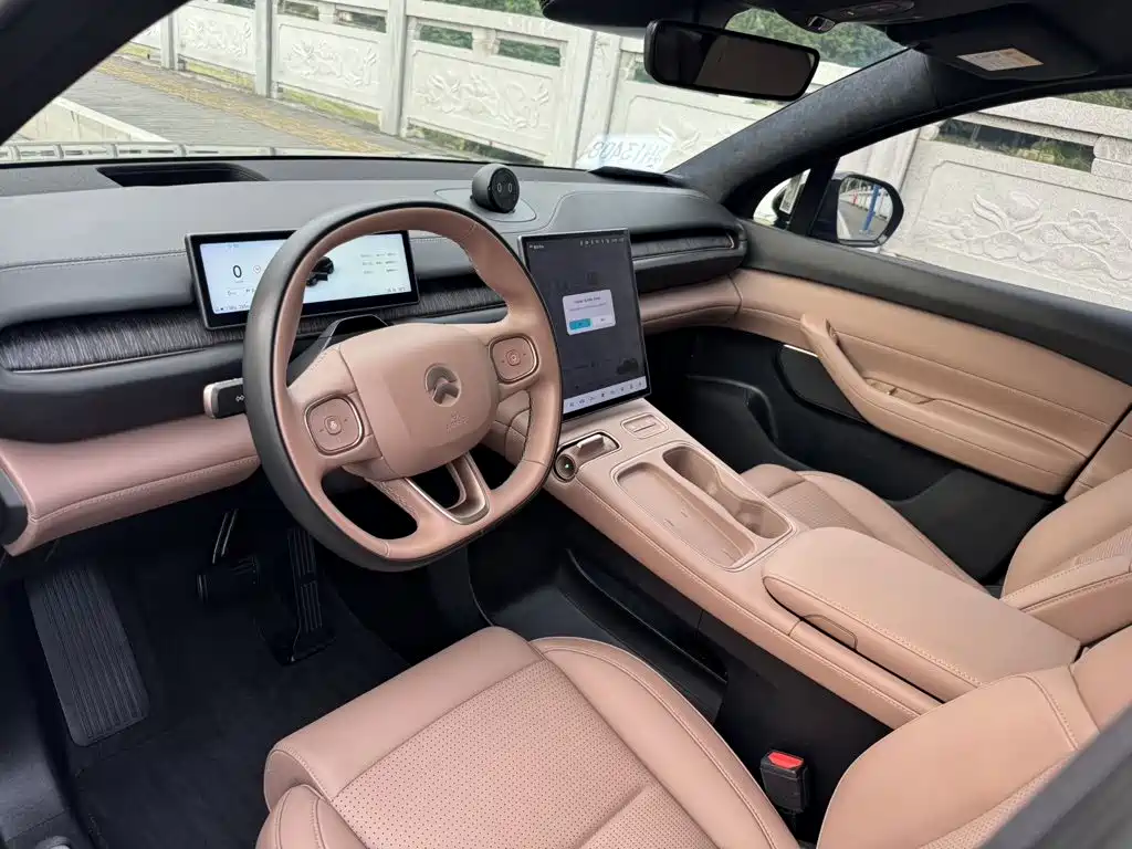 NIO ES6 — миниатюра 6