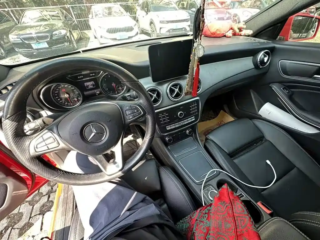 Mercedes-Benz CLA (Import) — миниатюра 7
