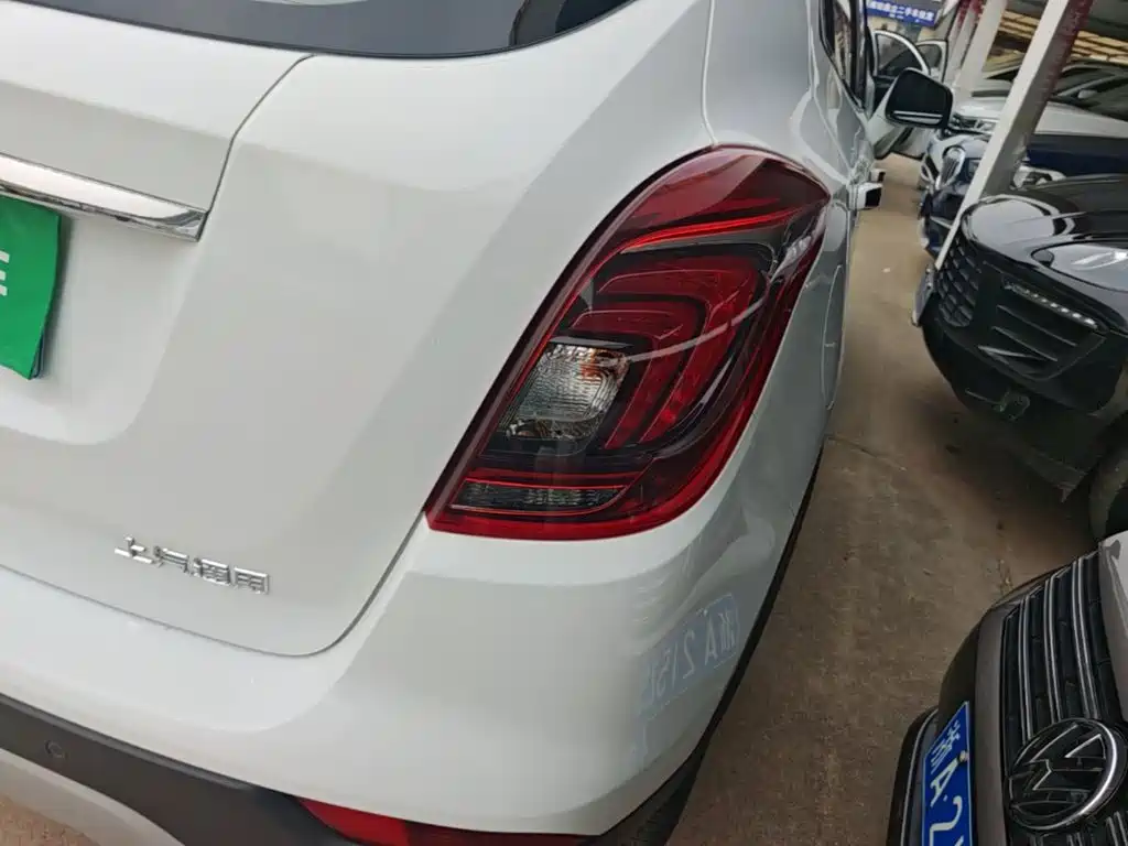 Buick Encore — миниатюра 8